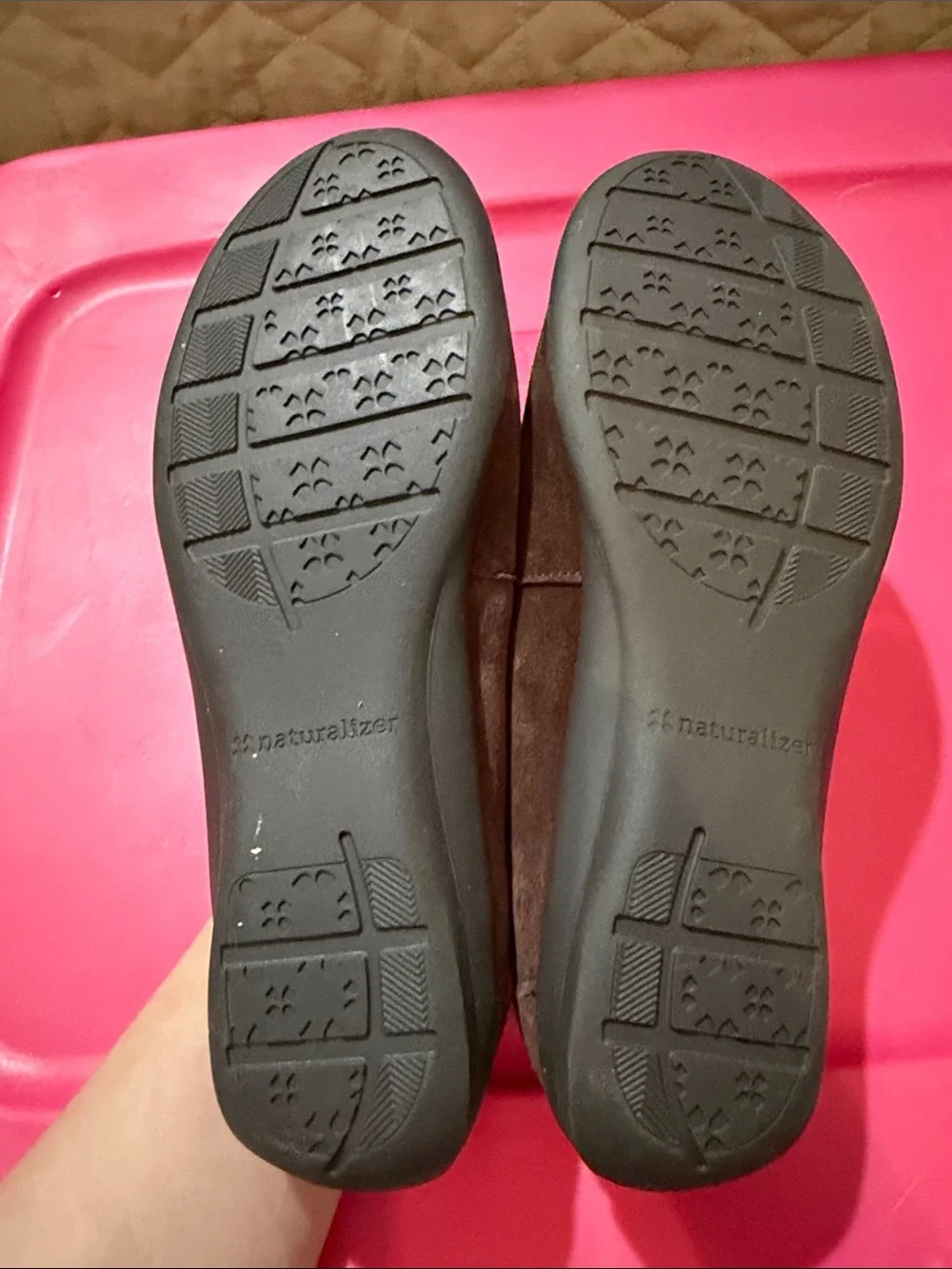Natural women shoes 7.5 WIDE